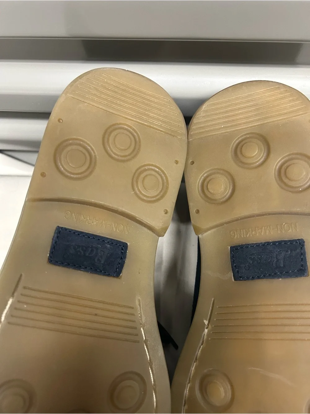 Bass suede upper